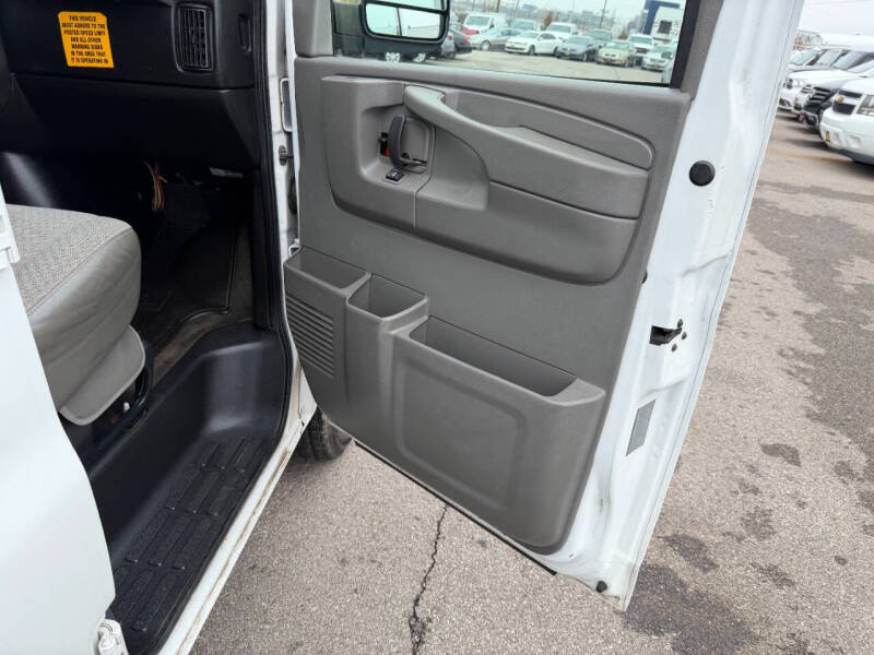 2013 Chevrolet Express LT 3500