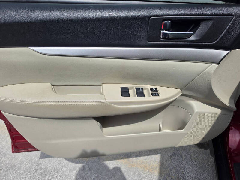2011 Subaru Outback 2.5i Premium