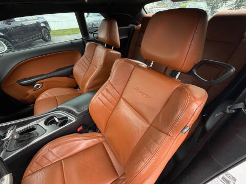 2016 Dodge Challenger SRT 392