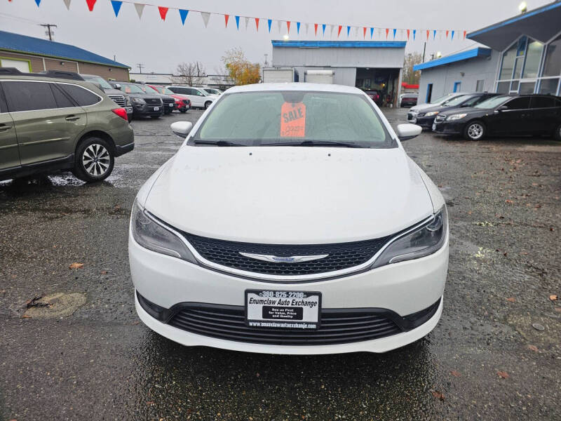 2016 Chrysler 200 LX