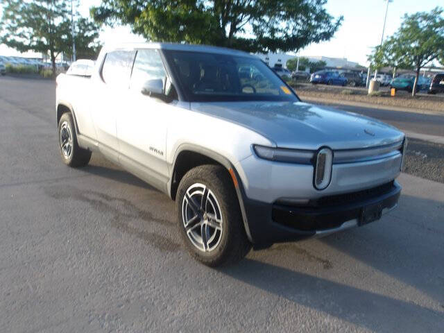 2025 Rivian R1T