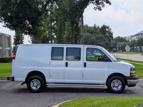2024 Chevrolet Express 2500