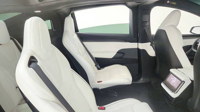 2022 Tesla Model X Plaid