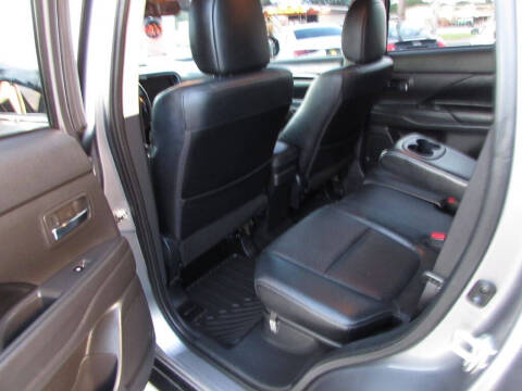 2017 Mitsubishi Outlander SEL