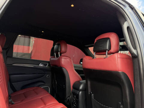 2019 Jeep Grand Cherokee SRT