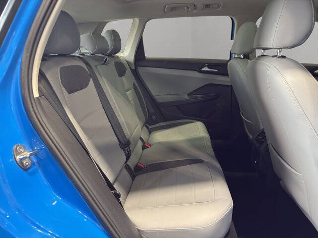 2022 Volkswagen Taos SE 4Motion