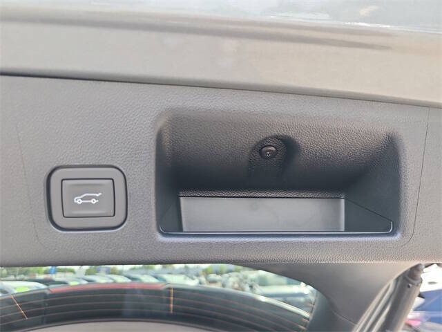 2026 Chevrolet Equinox EV LT 2