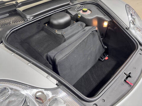 2004 Porsche 911 Carrera 4S