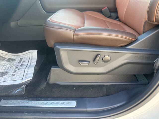 2025 Ford Expedition King Ranch