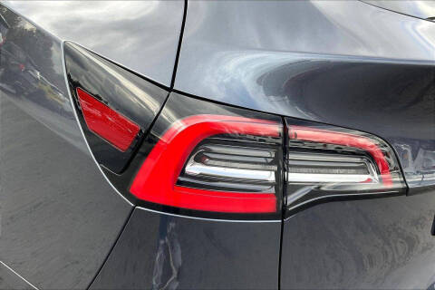 2021 Tesla Model Y Standard Range