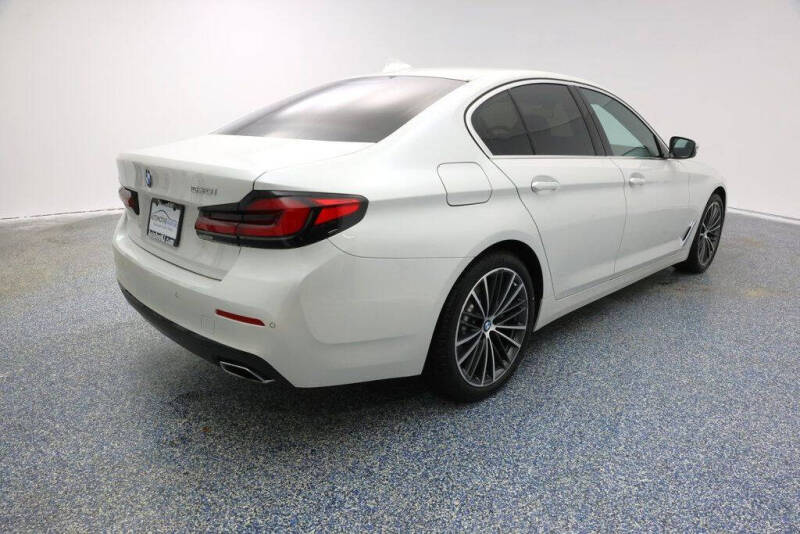 2023 BMW 5 Series 530i