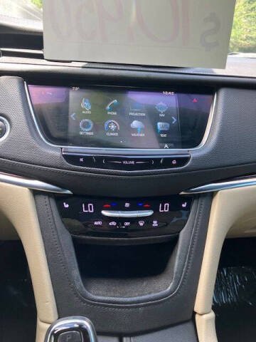 2017 Cadillac XT5 Luxury