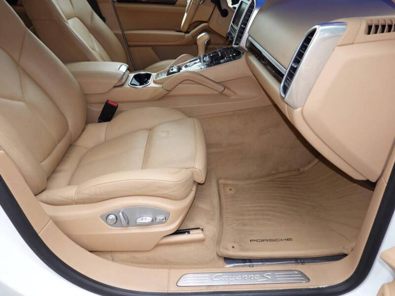 2014 Porsche Cayenne S