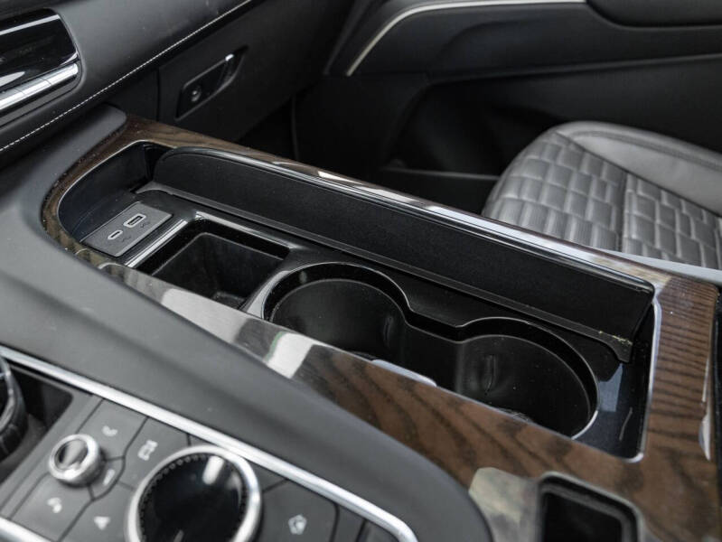 2023 Cadillac Escalade Sport Platinum