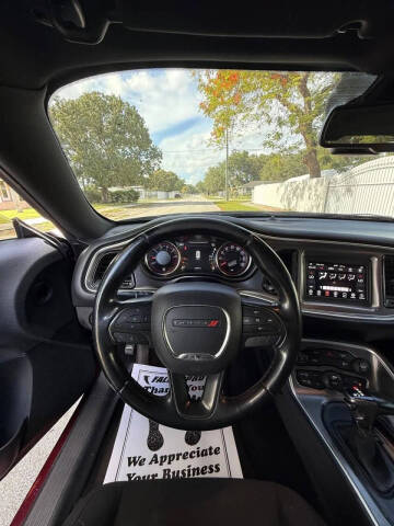 2019 Dodge Challenger SXT
