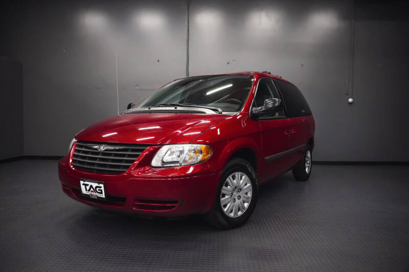 2005 Chrysler Town and Country for sale at TOPLINE AUTO GROUP in Kent WA