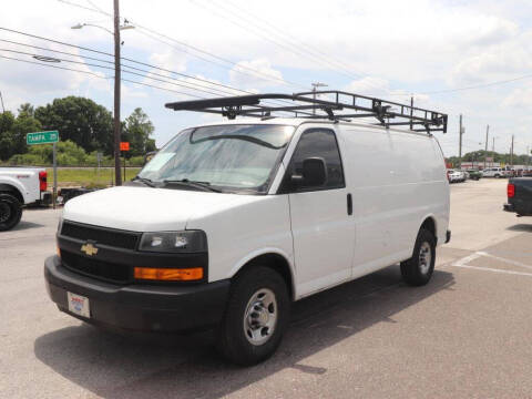 2022 Chevrolet Express 2500