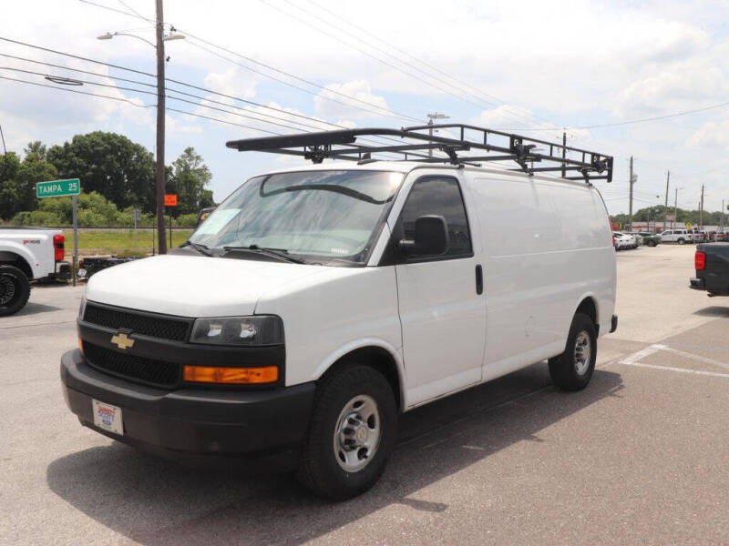 2022 Chevrolet Express 2500