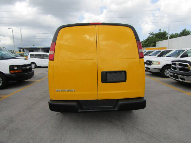 2010 GMC Savana 3500
