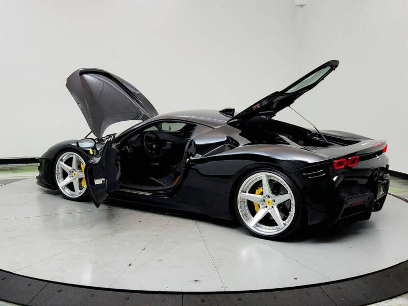 2022 Ferrari SF90 Stradale