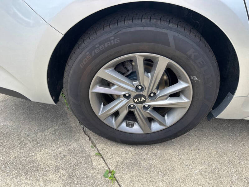 2019 Kia Optima LX