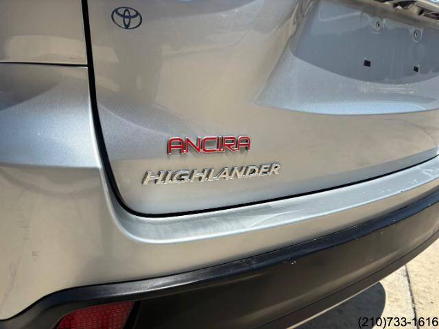 2017 Toyota Highlander LE