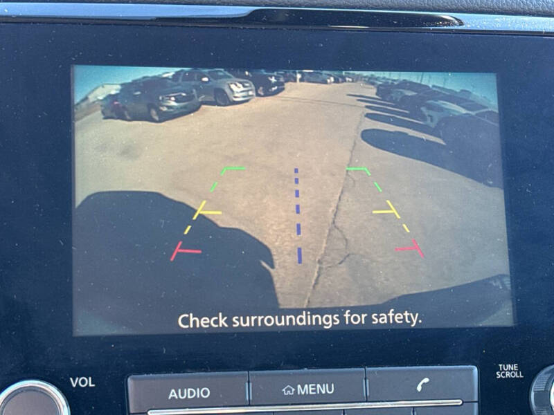 2024 Nissan Titan XD SV