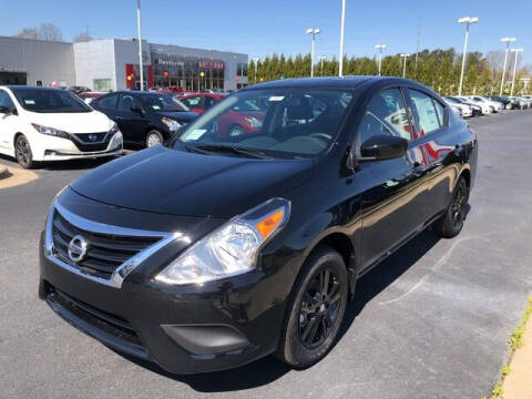 2019 Nissan Versa S Plus