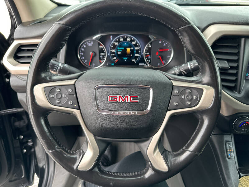 2019 GMC Acadia Denali