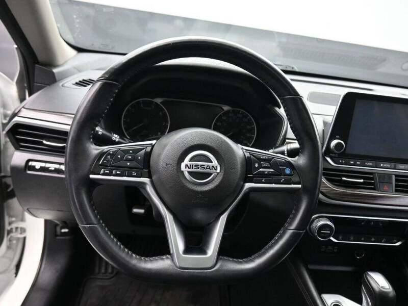 2020 Nissan Altima 2.0 Platinum