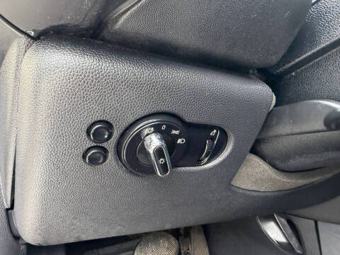 2015 MINI Hardtop 4 Door Cooper