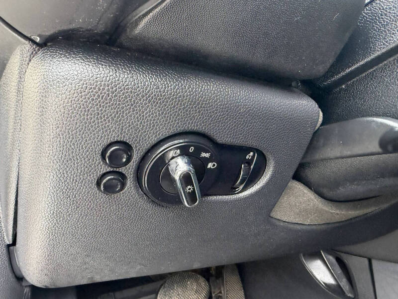 2015 MINI Hardtop 4 Door Cooper