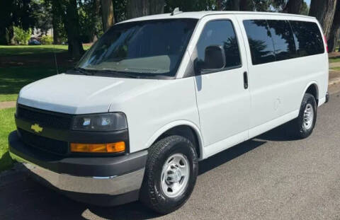 2018 Chevrolet Express LS 2500