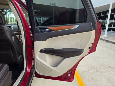 2017 Lincoln MKC Select