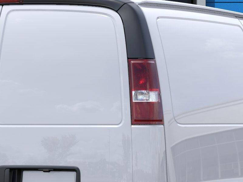 2025 Chevrolet Express 3500