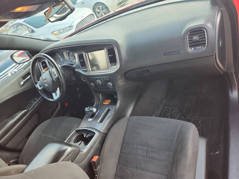 2014 Dodge Charger SXT