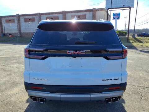 2025 GMC Acadia Elevation