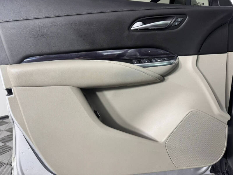 2021 Cadillac XT4 Luxury