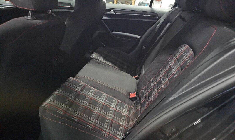 2016 Volkswagen Golf GTI