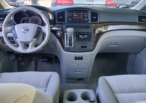 2014 Nissan Quest