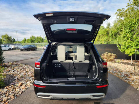 2024 Mitsubishi Outlander PHEV SEL