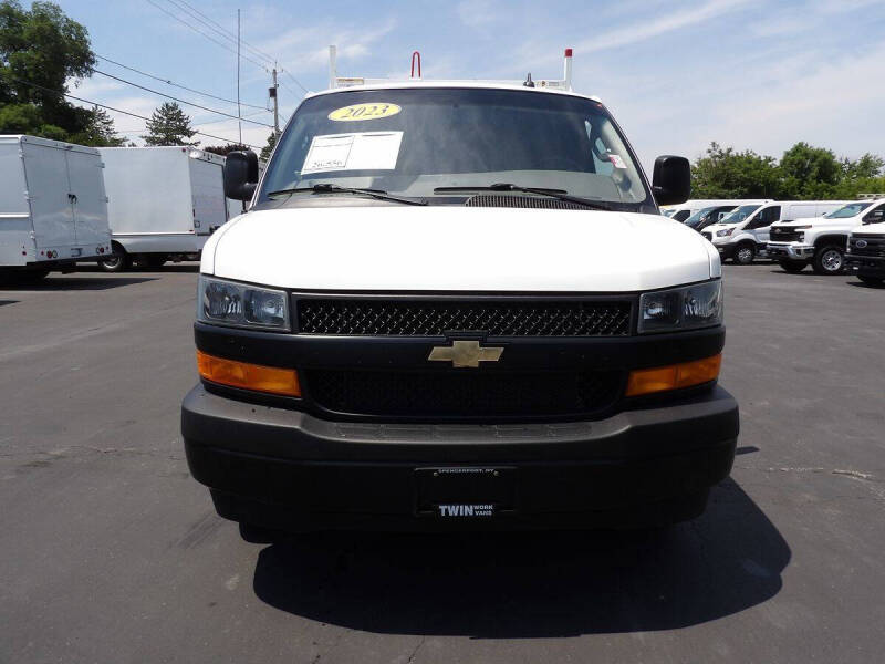 2023 Chevrolet Express 3500