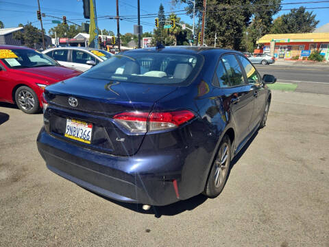 2022 Toyota Corolla LE