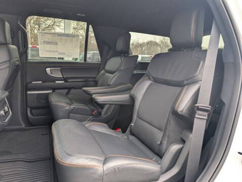 2025 Ford Expedition Tremor