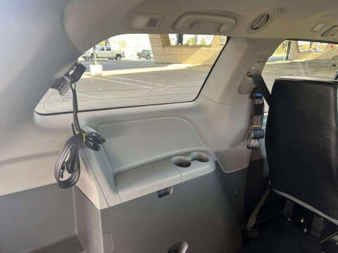 2020 Toyota Sienna L 7-Passenger