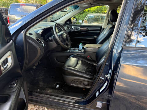 2015 Nissan Pathfinder