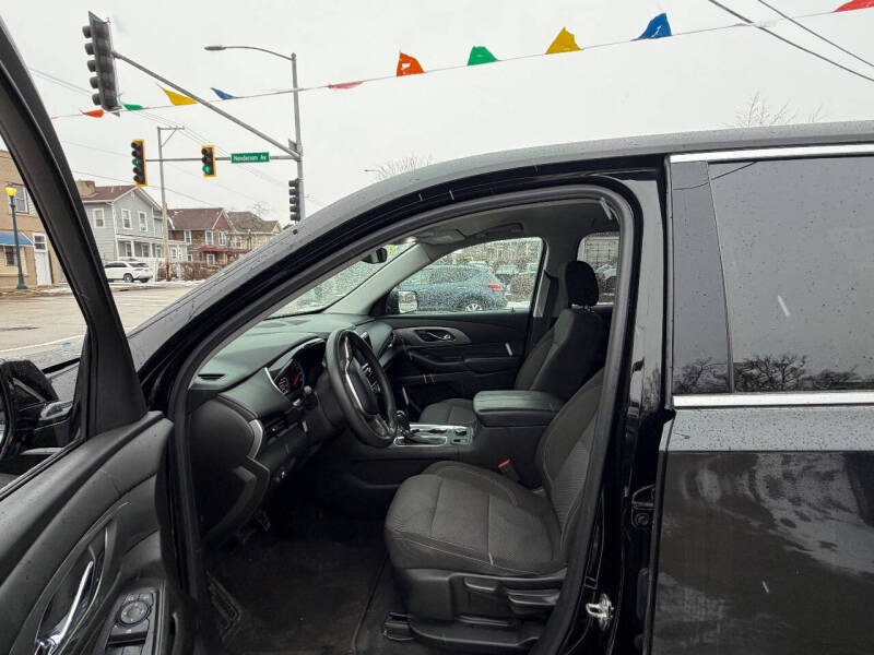 2018 Chevrolet Traverse LS