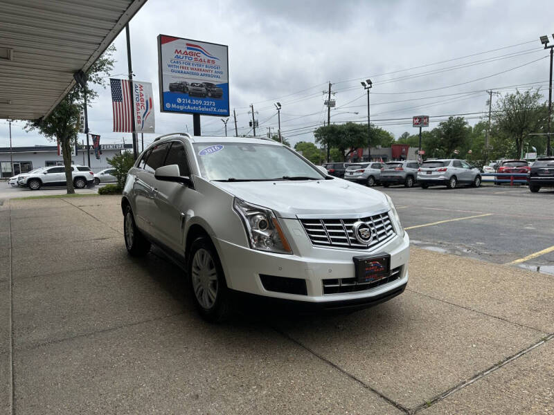 Used 2016 Cadillac SRX Luxury Collection with VIN 3GYFNBE30GS550032 for sale in Dallas, TX