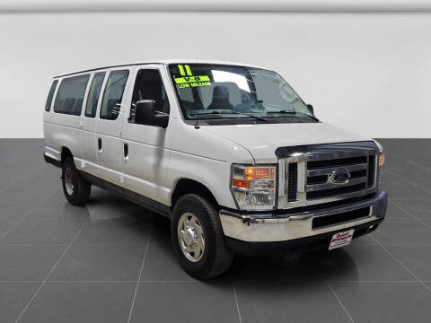 2011 Ford E-Series E-350 SD XLT