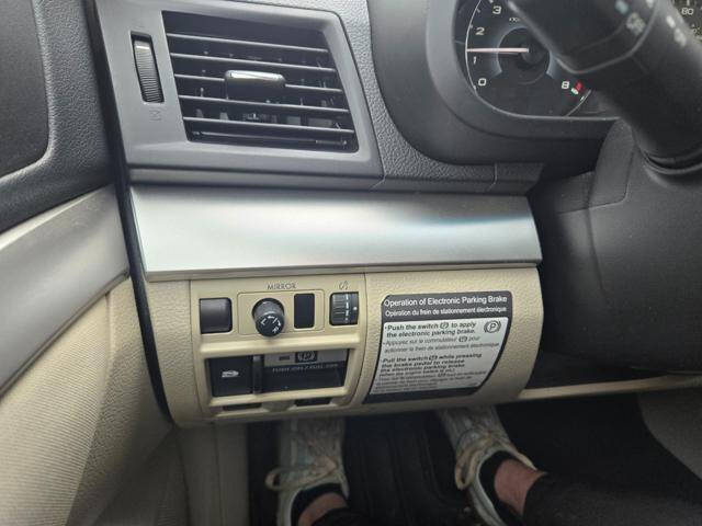 2010 Subaru Outback 2.5i Premium